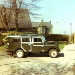 Land-Rover LWB 110 Safari, At Heath Villas, Halifax 1970