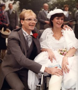 David and Janice Holdsworth, wedding, 30 Nov 1985