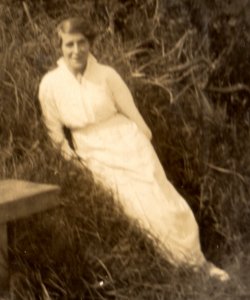Kathleen Marian Walker, August 1915