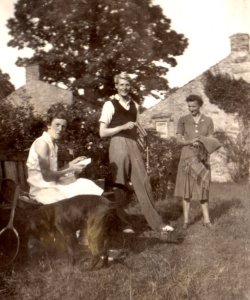 Miss Nan Cutliffe Hyne, Michael Holdsworth, Kettlewell ca. 1937