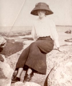 Mabel Highley at Filey 1911