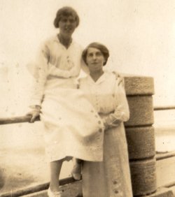 Mabel Highley & Kathleen Walker at Sandsend, August 1915