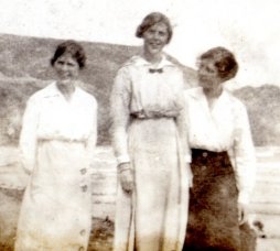 Doris and Mabel Highley, A.Hirst at Sandsend, August 1915