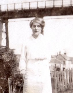 Kathleen Marian Walker at Sandsend, August 1915