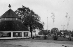 De Kaag, near Leiden, Holland, 1954